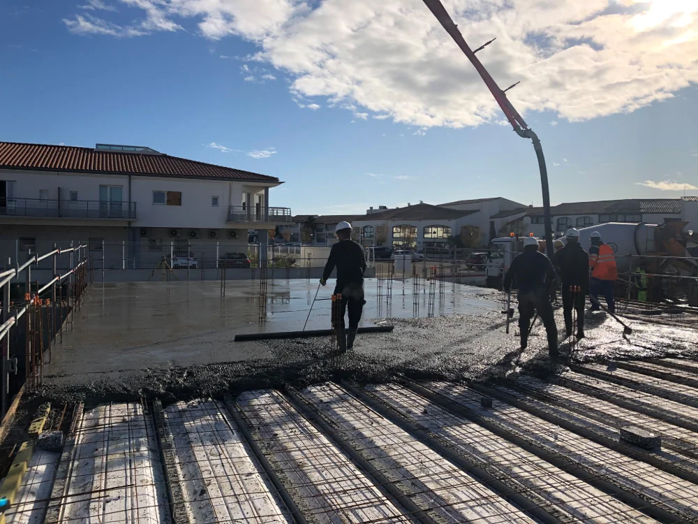 Terrassement-chantier-communal-construction-3PConstruction-Bouches-du-Rhone